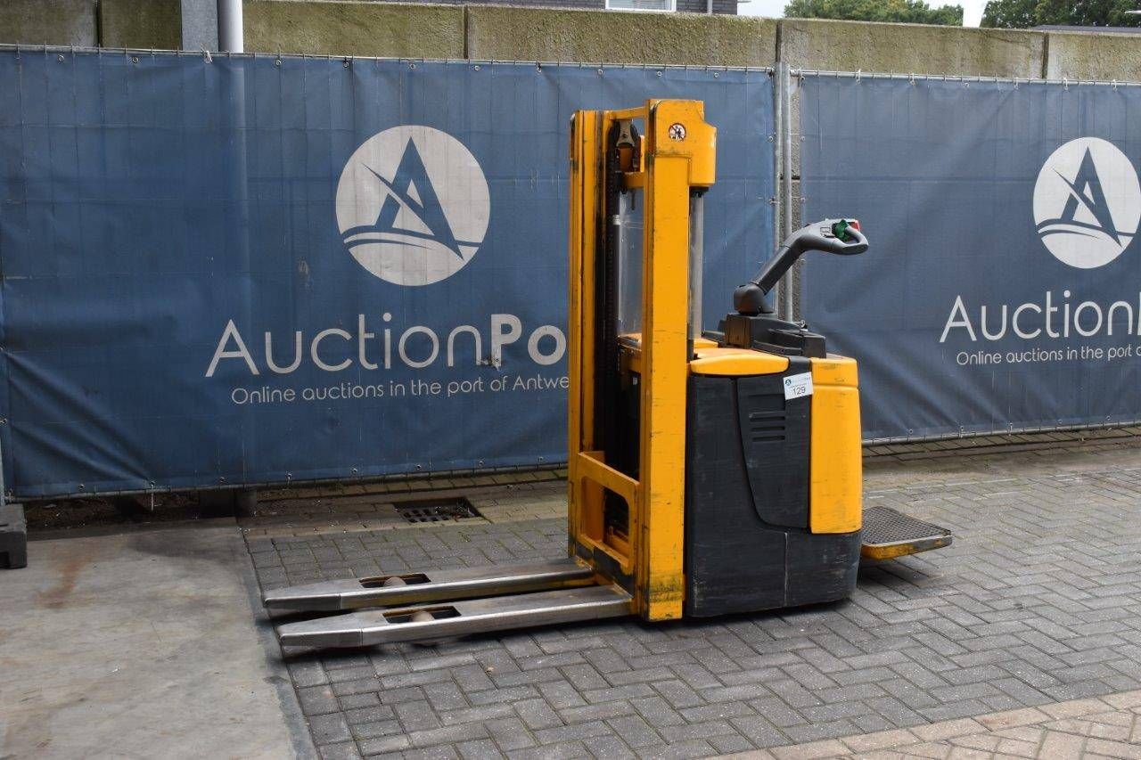 Stacker Jungheinrich ERC212 Electric 1200kg