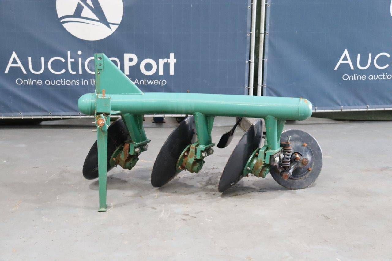 Cultivator 