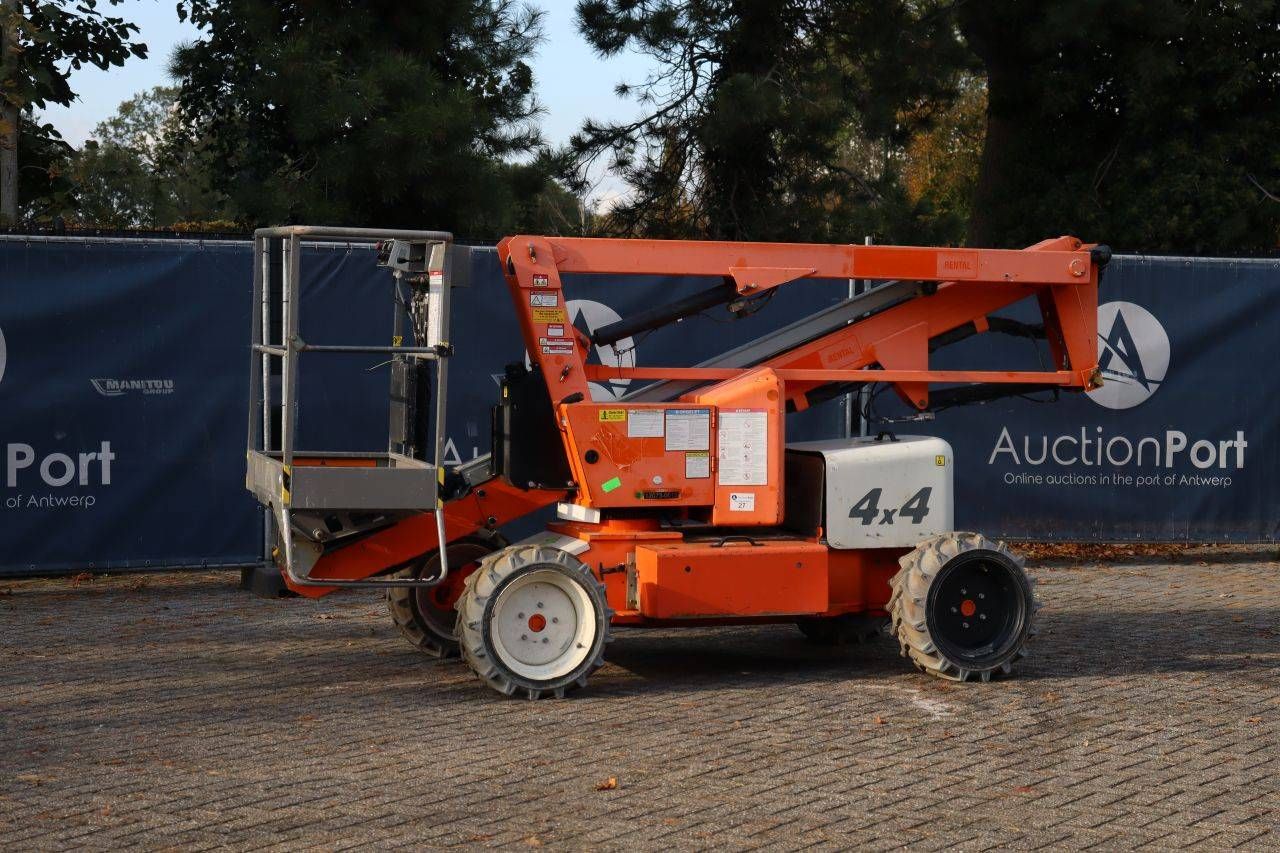 Knikarmhoogwerker JLG HR12DE 4WD Hybride 2014