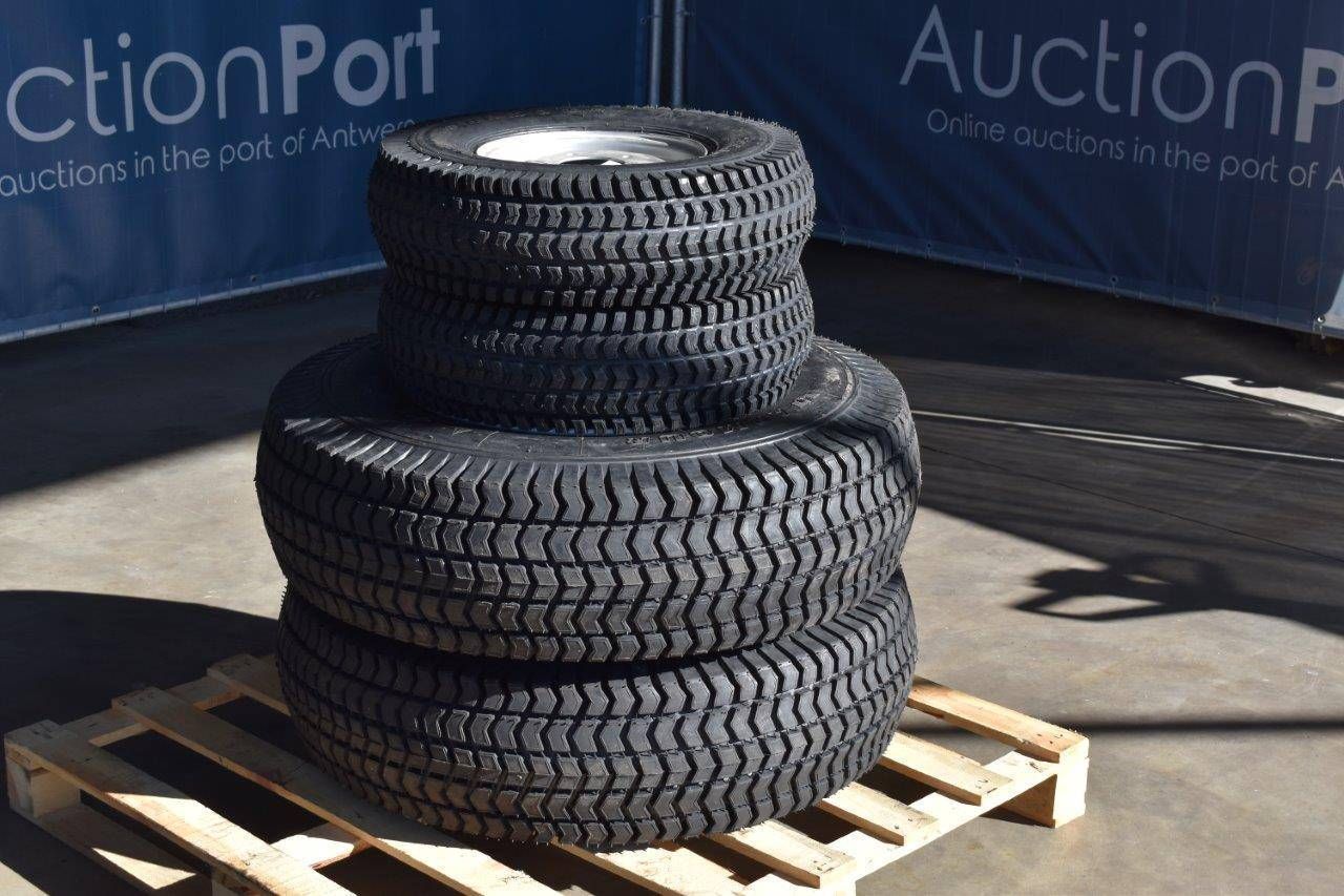Lawn tires for Huaxia tractor