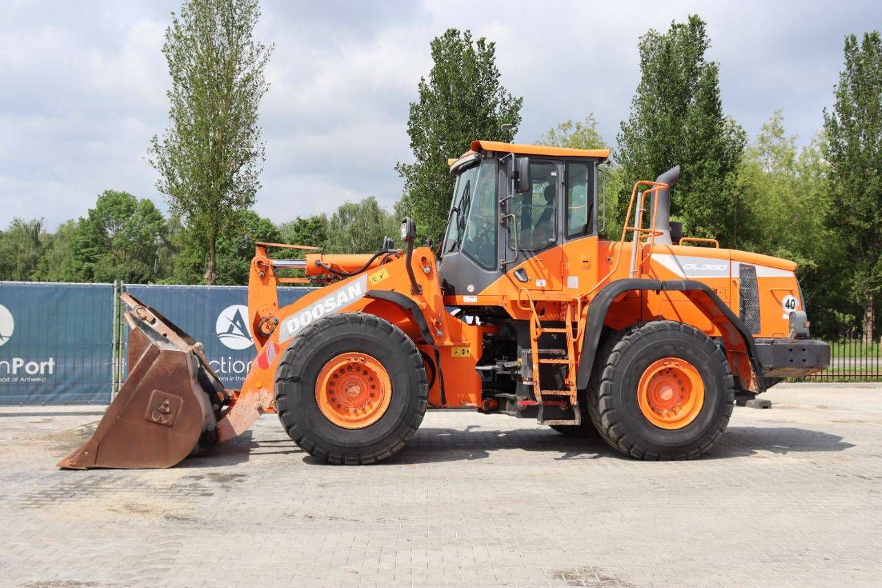 Doosan DL350-5 Diesel Wheel Loader 202kW 2016