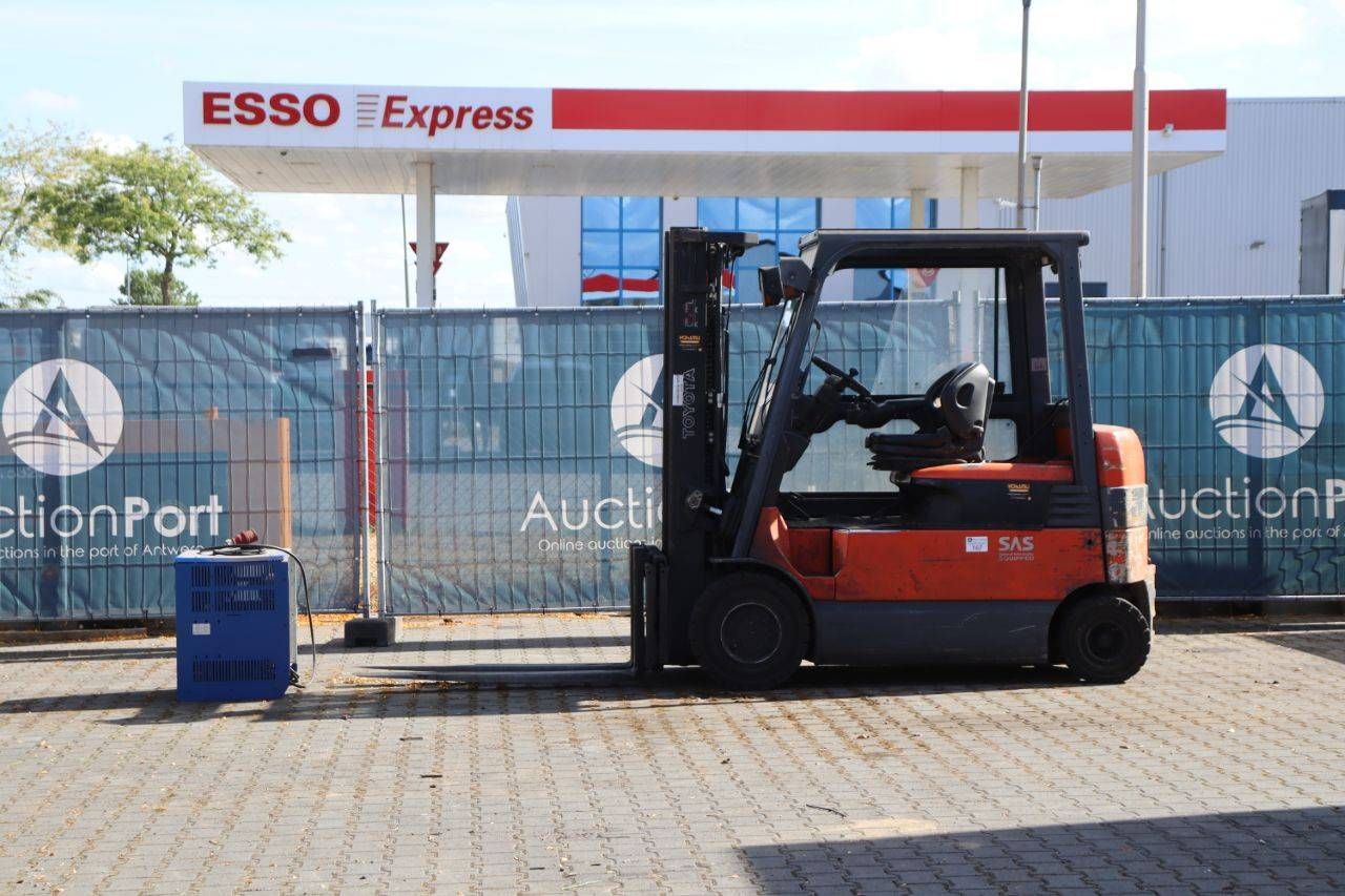 Forklift Toyota 7FBMF30 Electric 3000kg 4.7m 2008