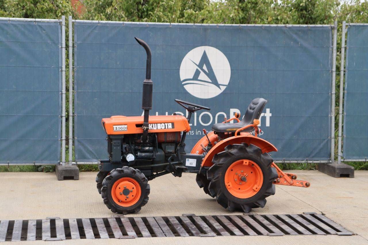 Mini tractor Kubota B5000 Diesel 12hp (Margin)