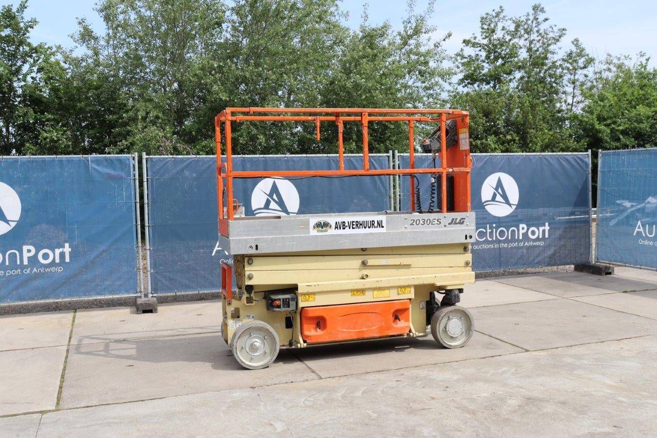 Scissor lift JLG 2030ES Electric 360kg 8.1m 2008
