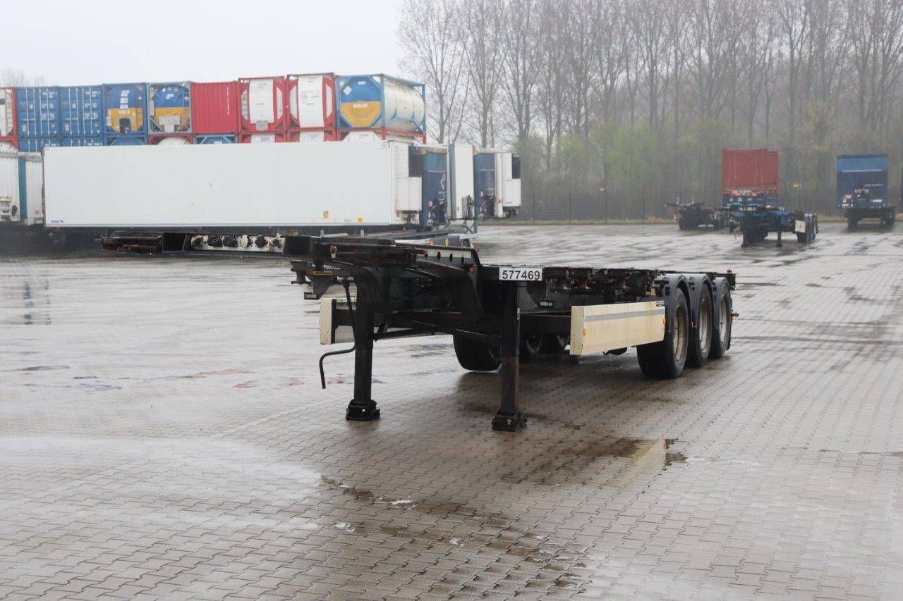 2013 KRONE 45FT High-Cube Chassis 3-axle