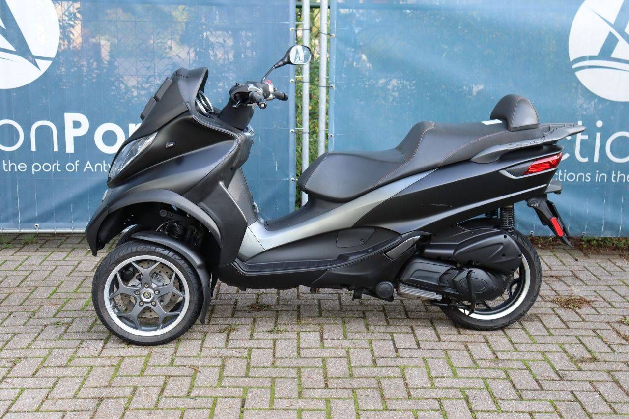 Scooter Piaggio MP3 500ie LT Gasolina 38,8 CV