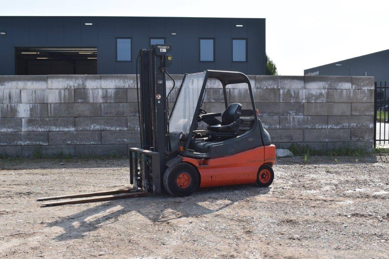 Forklift Fenwick Linde Electric 3000kg