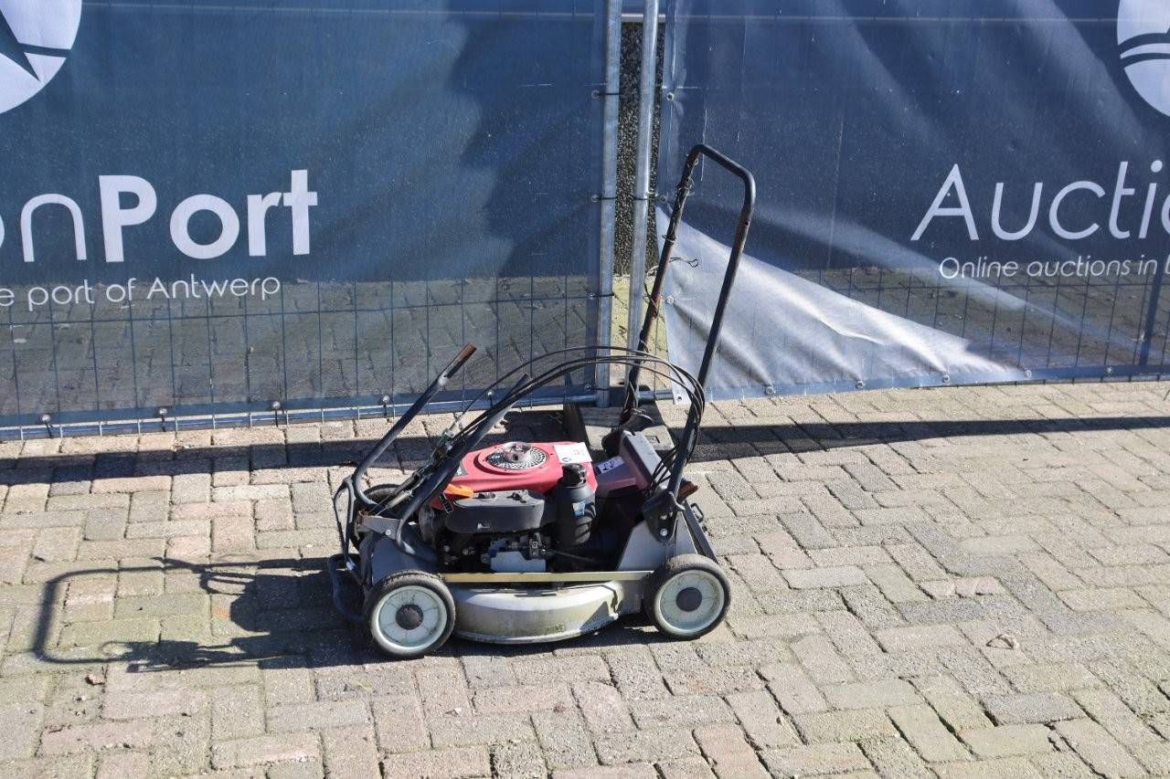 Lawn mower Honda GXV 160 OHV Petrol