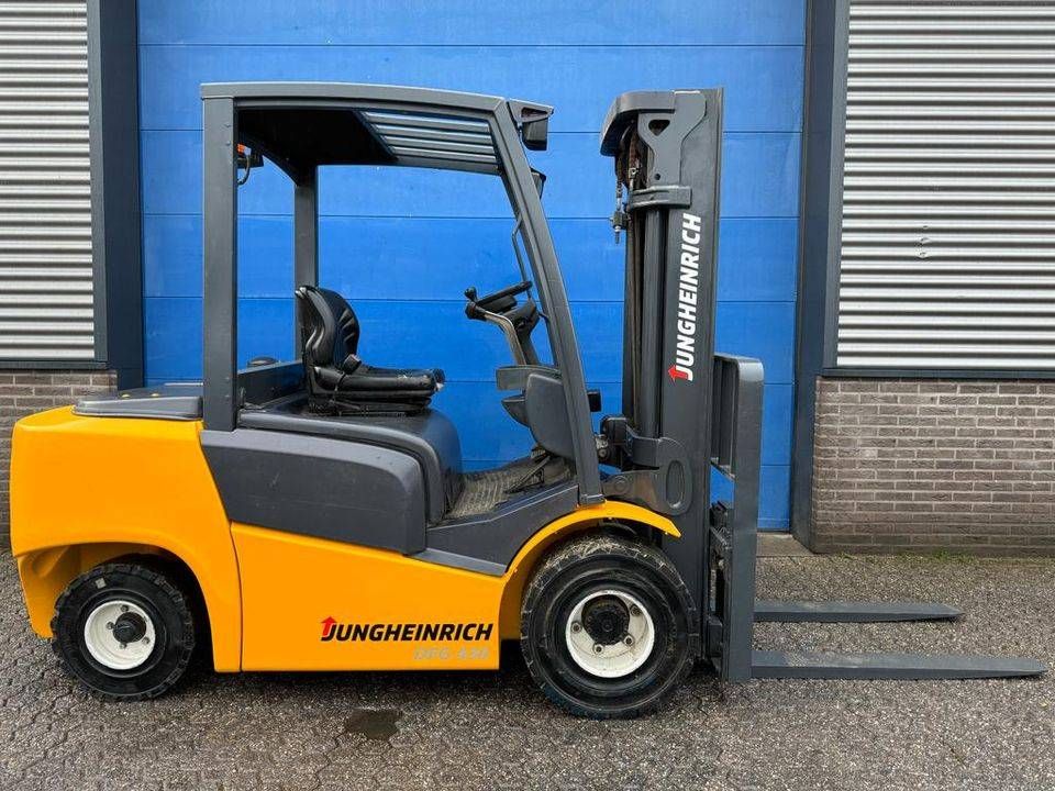 Chariot élévateur Jungheinrich DFG 430 Diesel 3000kg