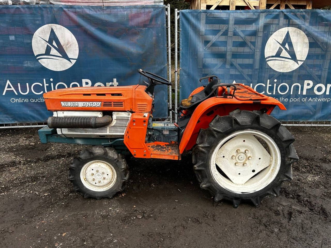 Mini tractor Kubota B1600 Diesel 16hp
