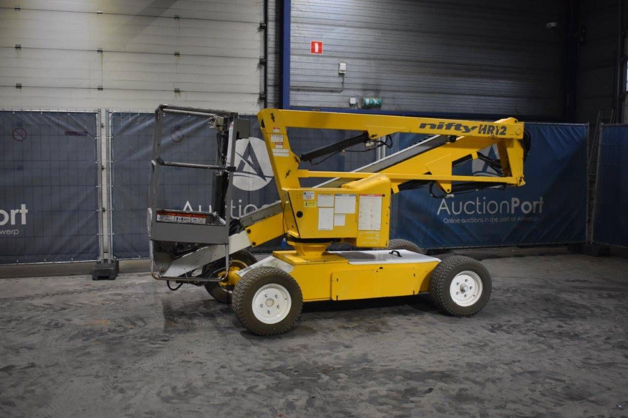 Articulating boom lift Niftylift HR12 Electric 12.2m