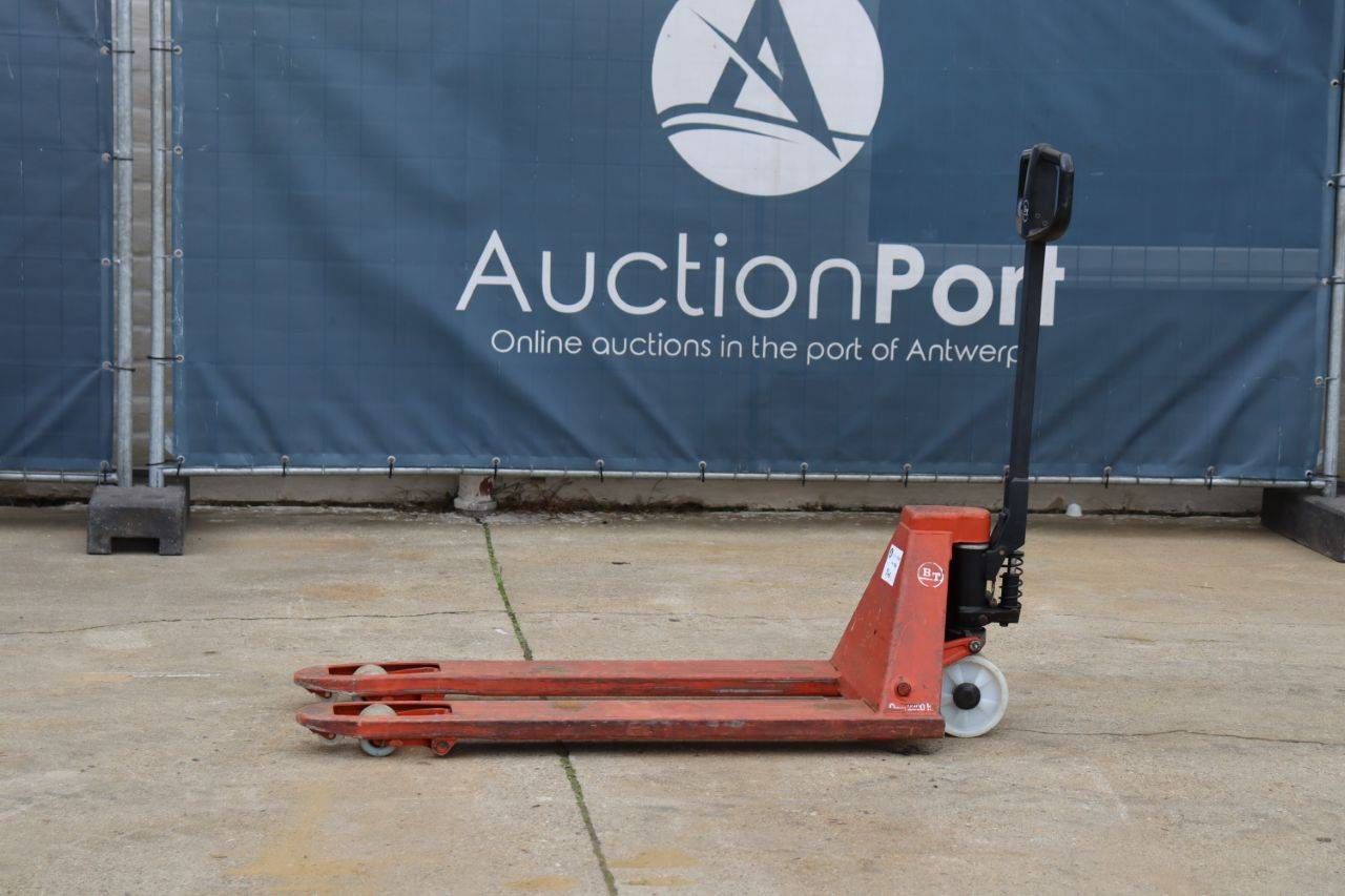 Pallet truck BT L23/12 Manual 2300kg