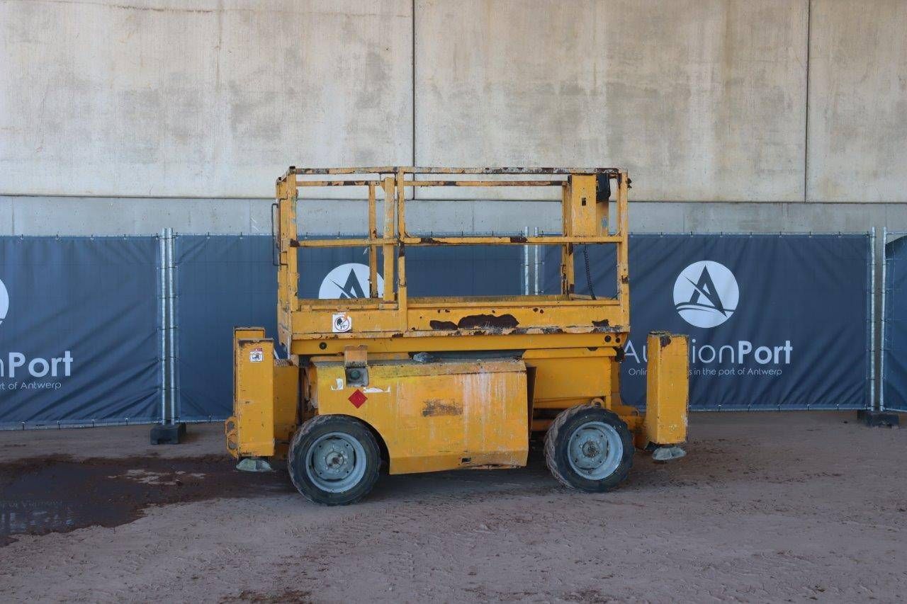 Scissor lift Genie Diesel