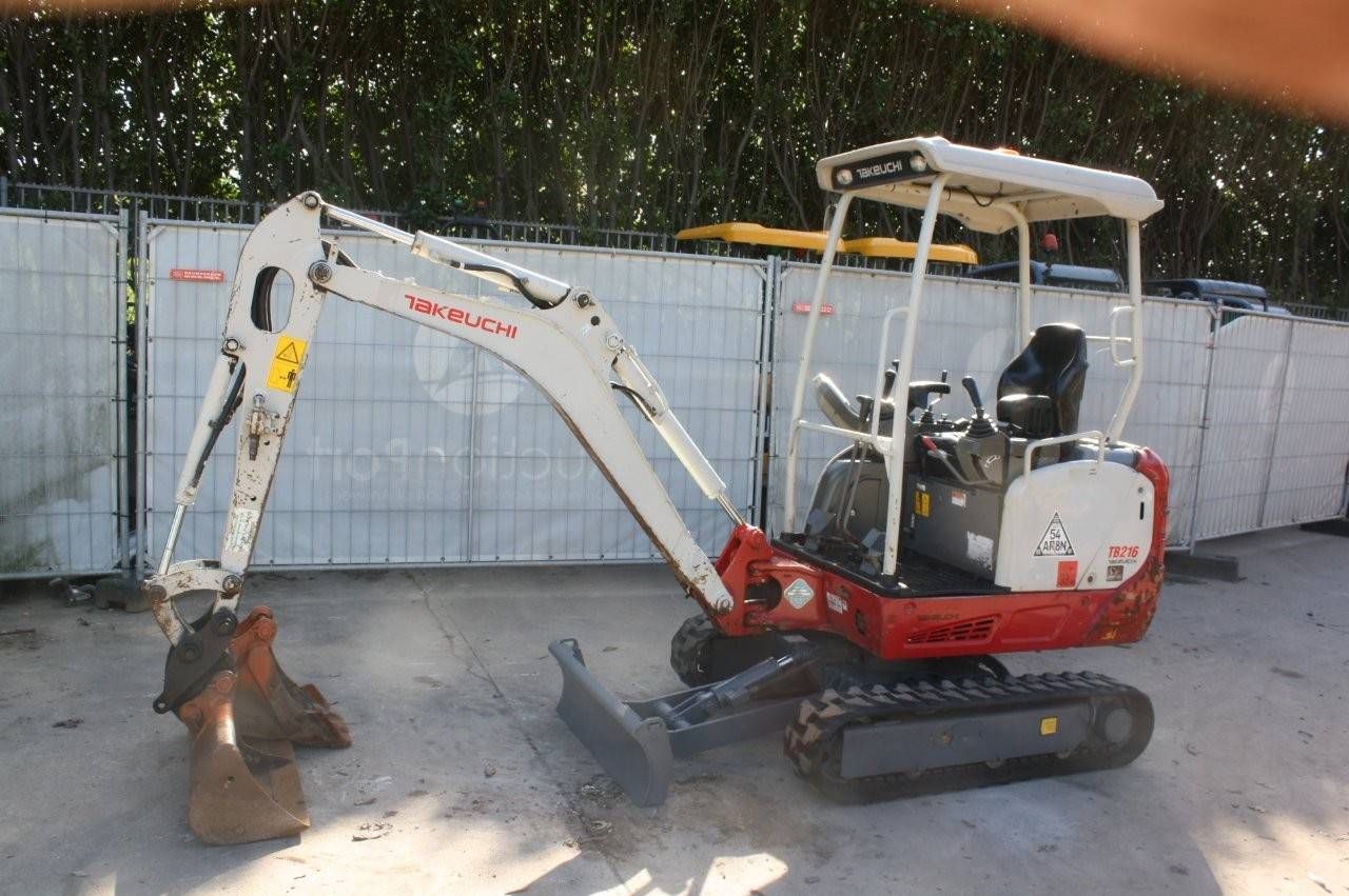 Mini excavator Takeuchi TB216 Diesel 11.5kW 2017
