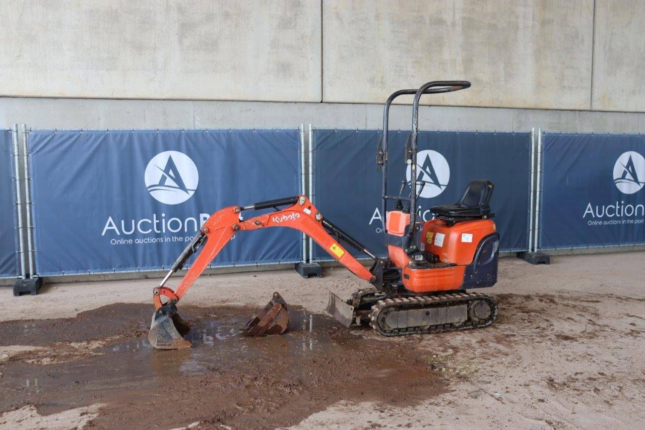 Mini digger Kubota K008-3 Diesel 11hp 2015