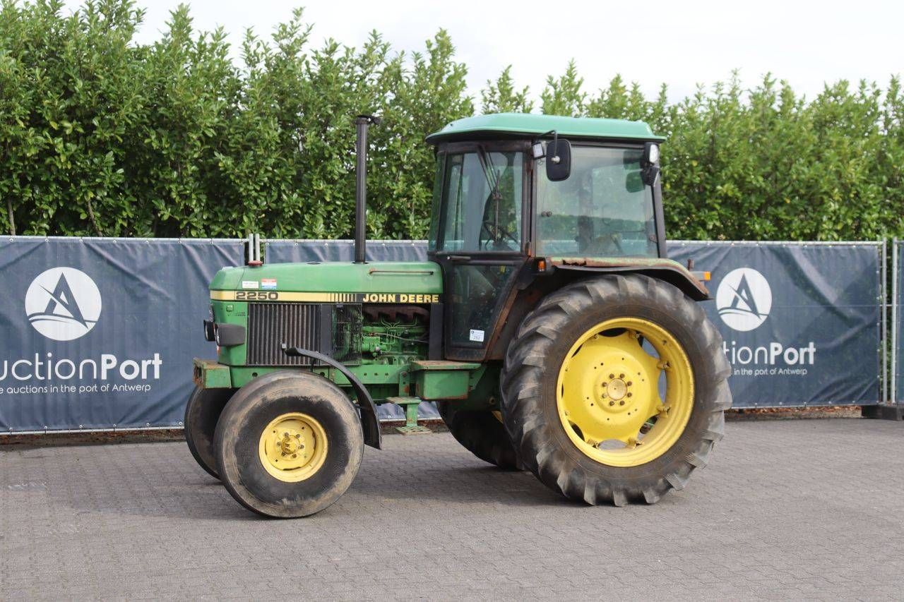 Trattore John Deere 2250 Diesel del 1988