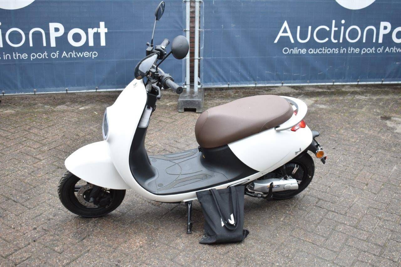 Scooter LVNENG LN1200DT Electric New