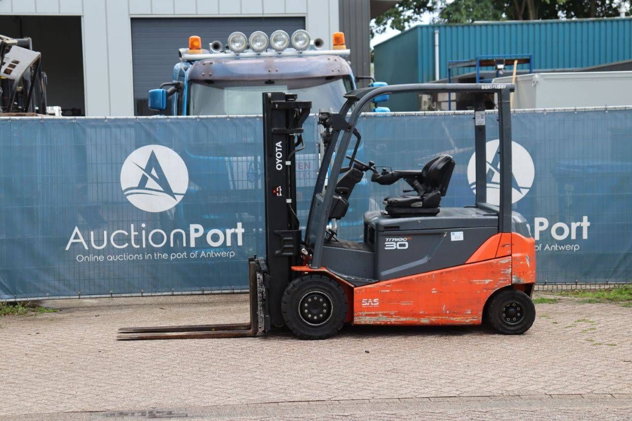 Forklift Toyota 8FBMT30 Electric 3000kg 4.3m 2017