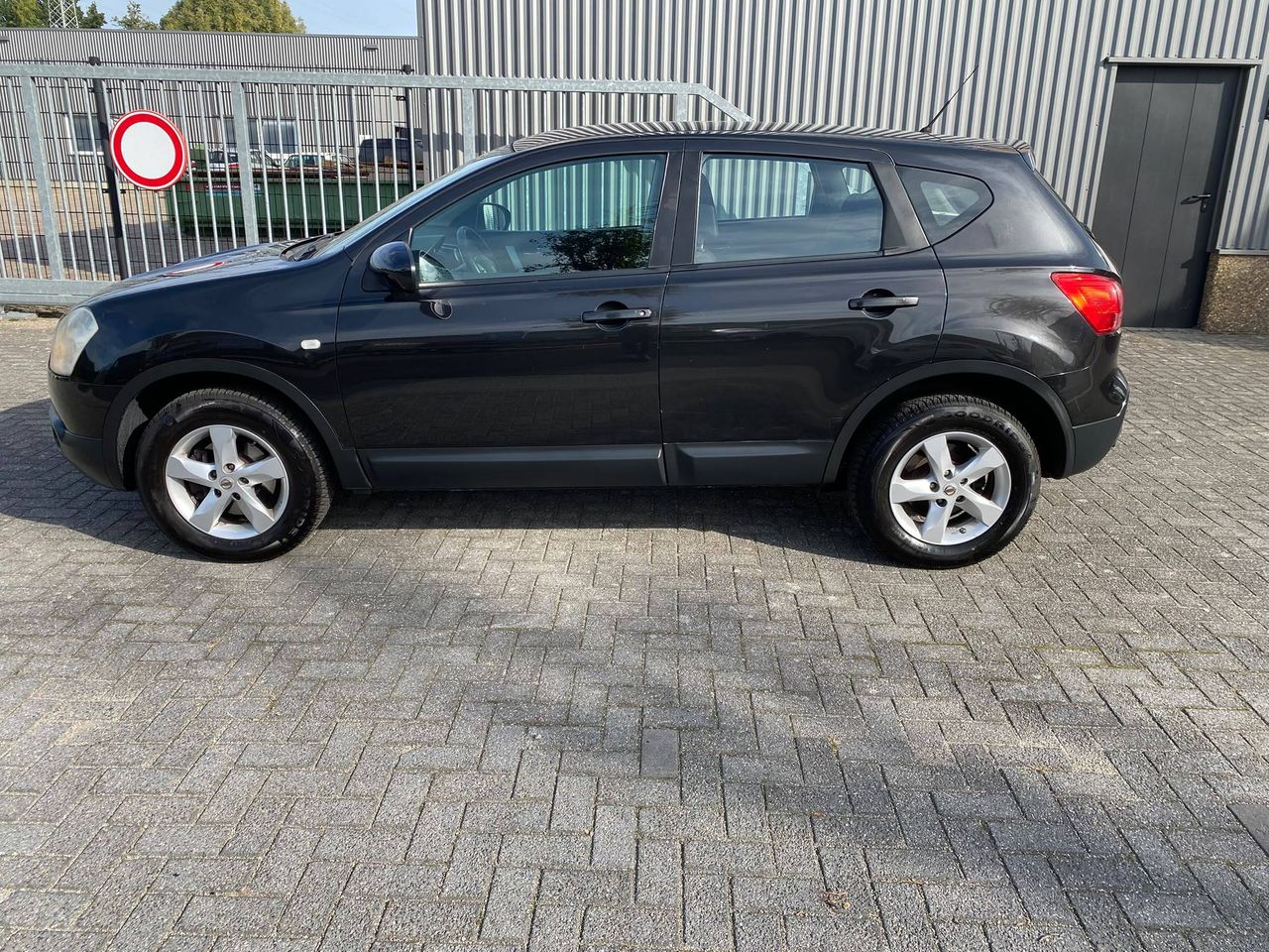 SUV Nissan Qashqai 2.0 Benzin 142 PS 2007 (Margin)