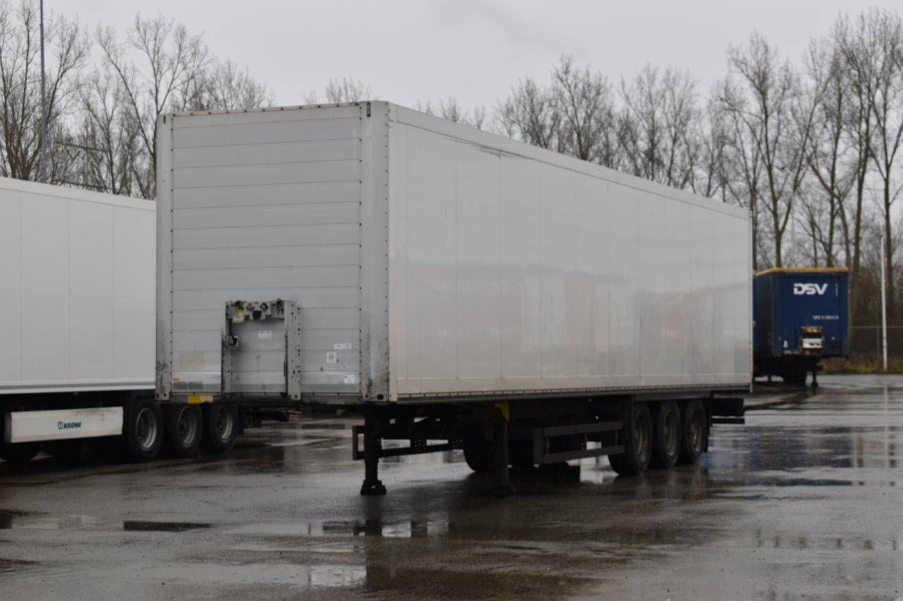 Closed Semitrailer Schmitz Cargobull S/00279 2008