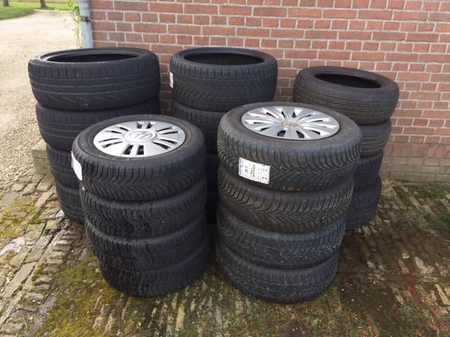 Various sets of Volkswagen tires with rim (Margin)