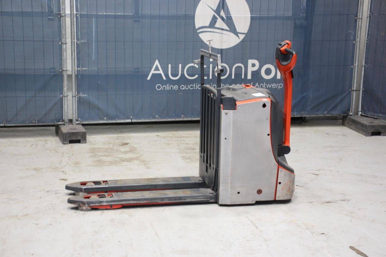 Pallet truck Fenwick-Linde T16L Electric 1600kg 2014