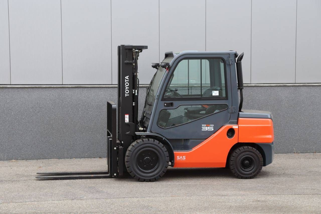Forklift Toyota 52-8FDJF35 Diesel 3500kg 4.3m 2023 New