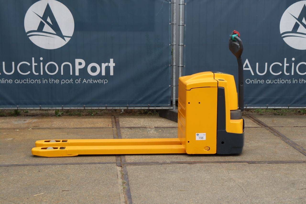 Pallet truck Jungheinrich EJE 225 Electric 2500kg 2012