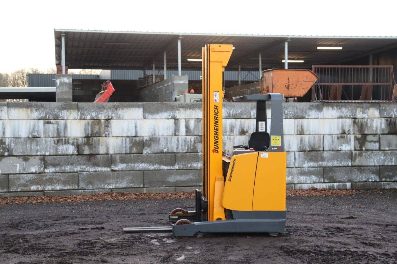 Reach truck Jungheinrich ETV 14 G-710DZ Electric 1400kg 7.1m 1998