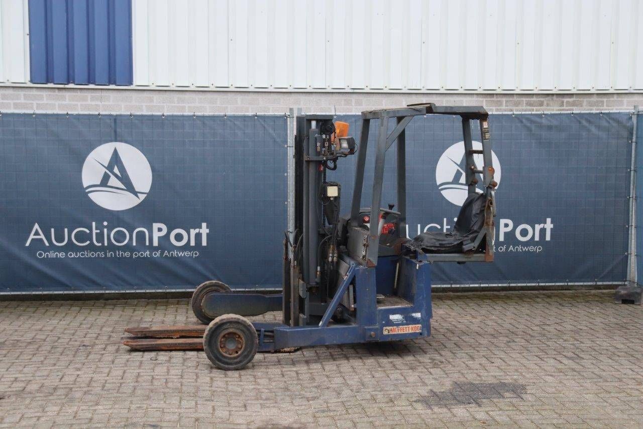 Moffett Kooi M4 20.3 Diesel 2000kg 2005 Forklift Truck