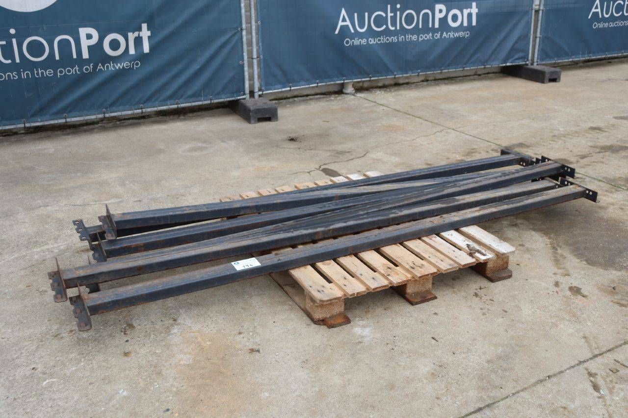Party Fence Posts