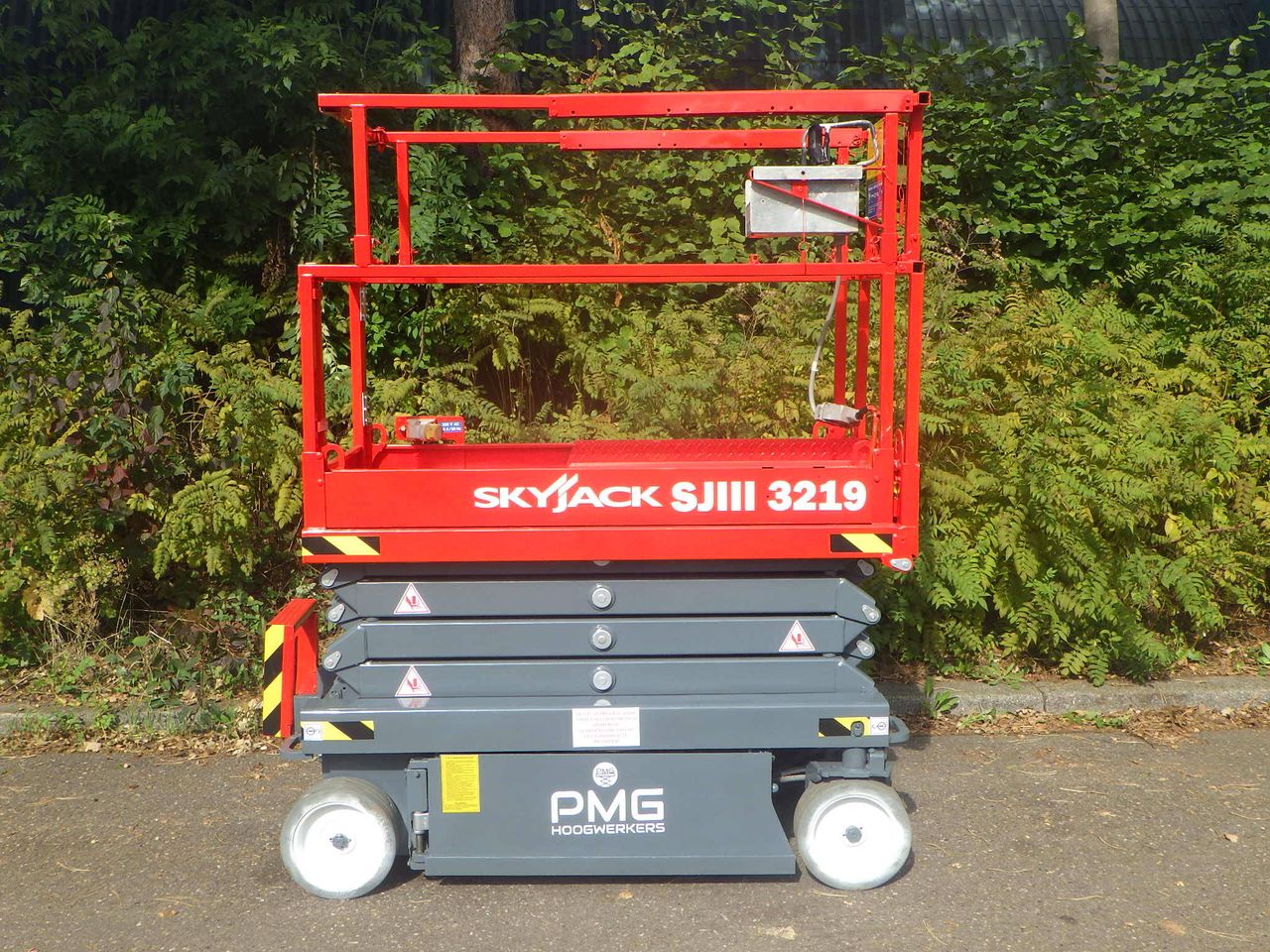 Scissor lift Skyjack SJ3219 Electric 7.81m 2017