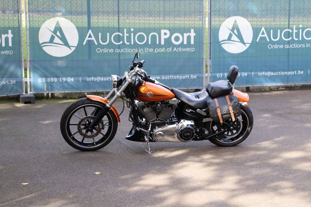 Motor Harley-Davidson BREAKOUT SOFTAIL Benzine 2014