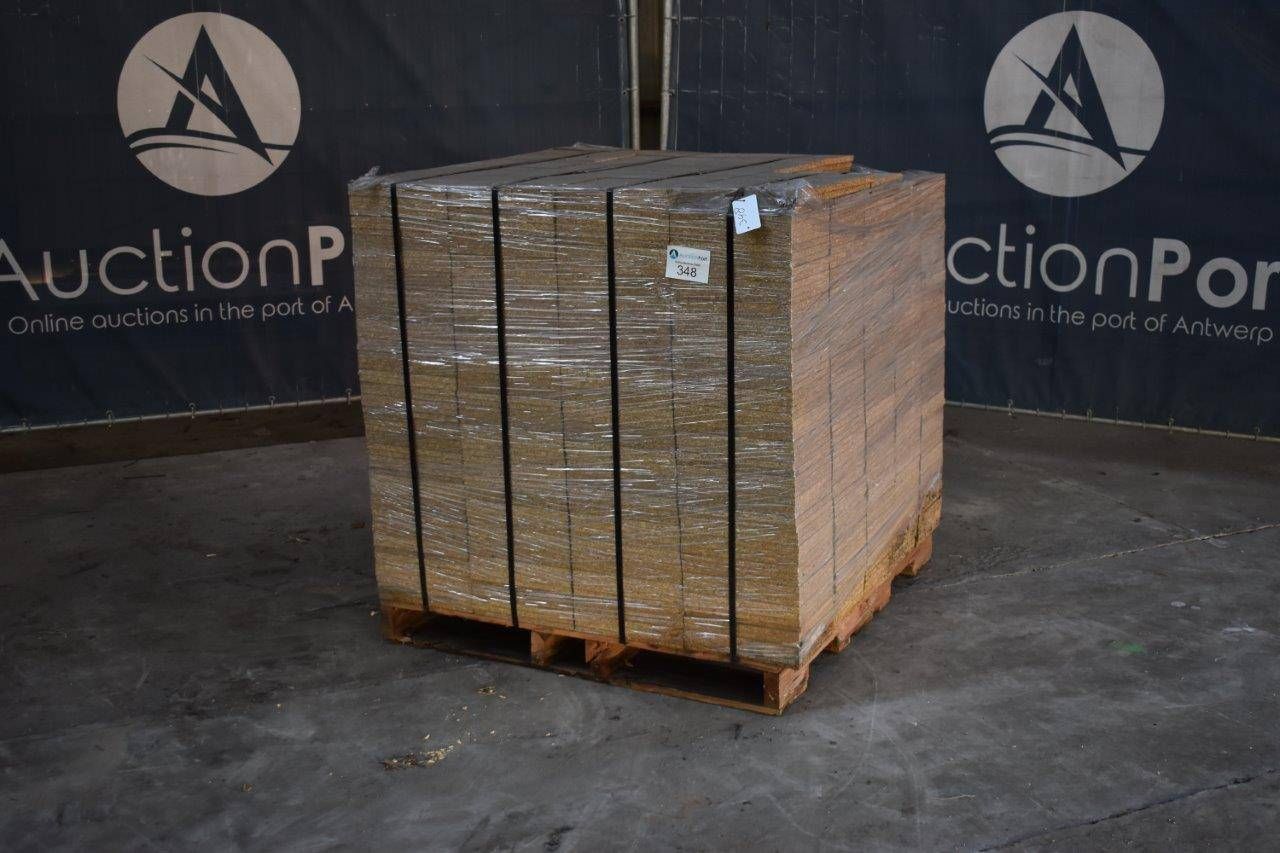 Party chipboards