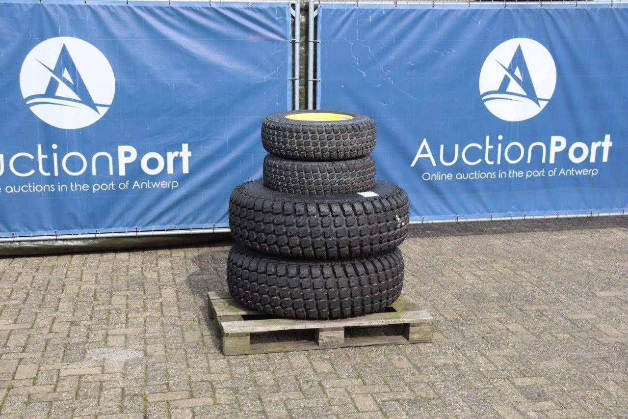 Tractor tire set John Deere Galaxy 4 pieces