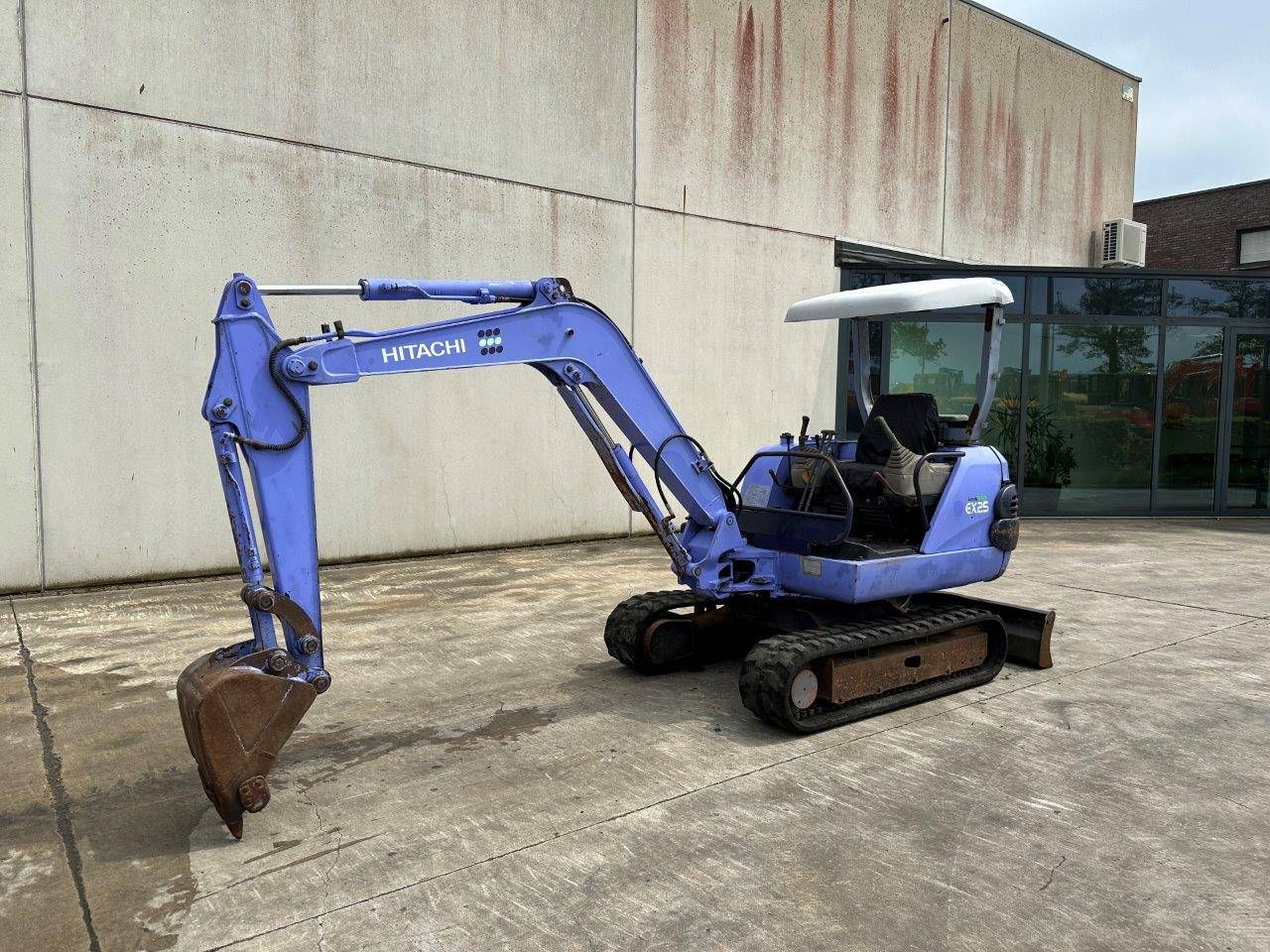 Mini digger Hitachi EX25-2 Diesel