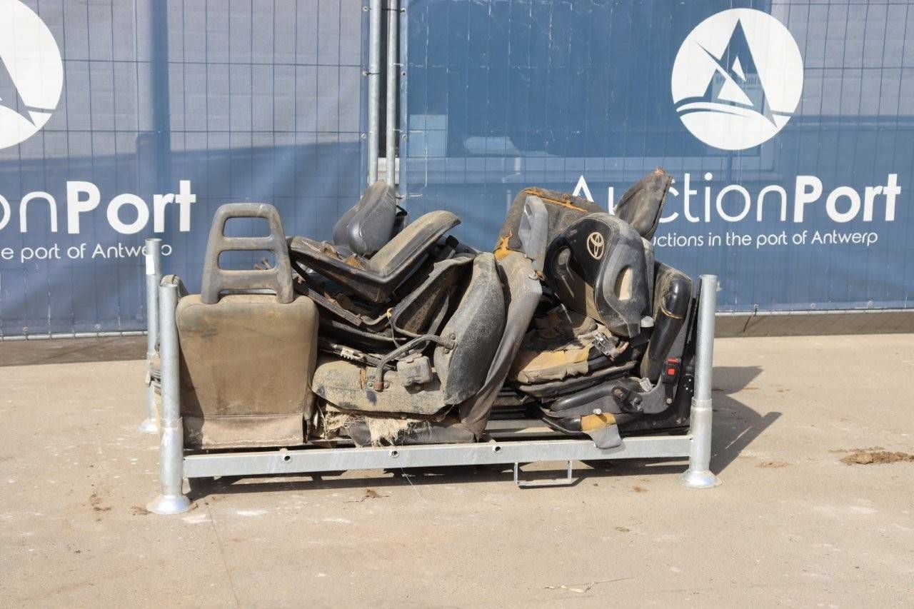 Party Chairs Miscellaneous