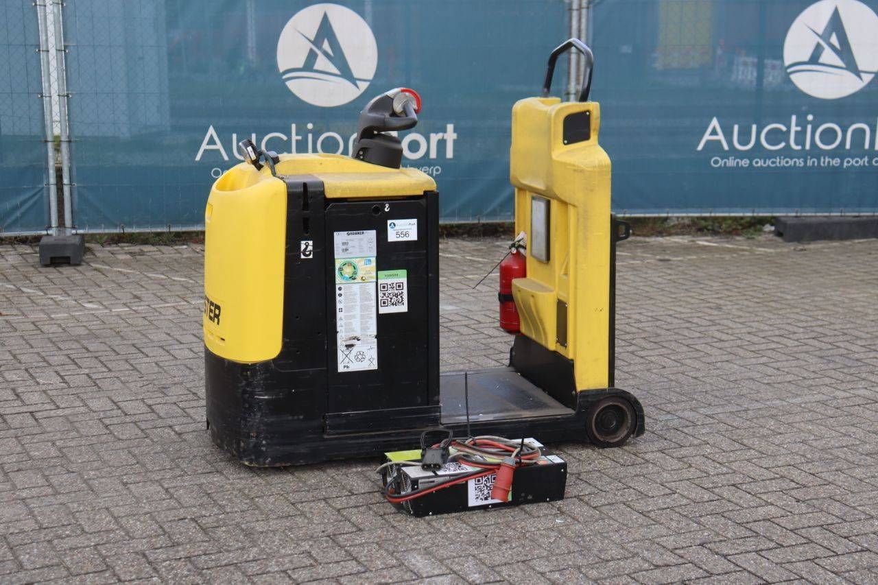 Hyster LO5.0T Electric Tractor 2014