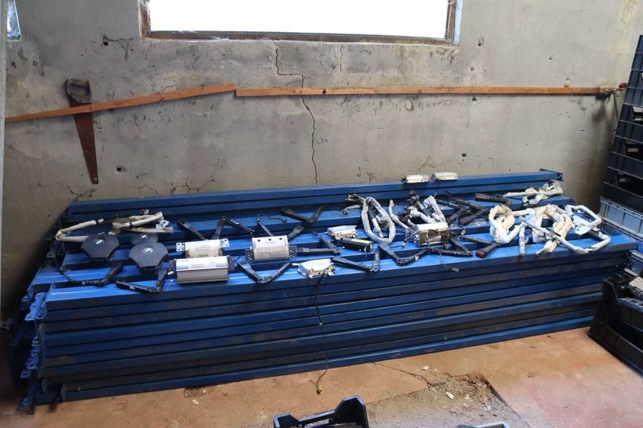 Lot of Various Car Parts BMW (Margin)
