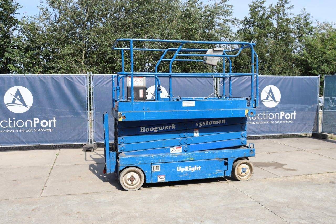 Scissor lift UpRight X32 Electric 340kg 11.8m 1998 