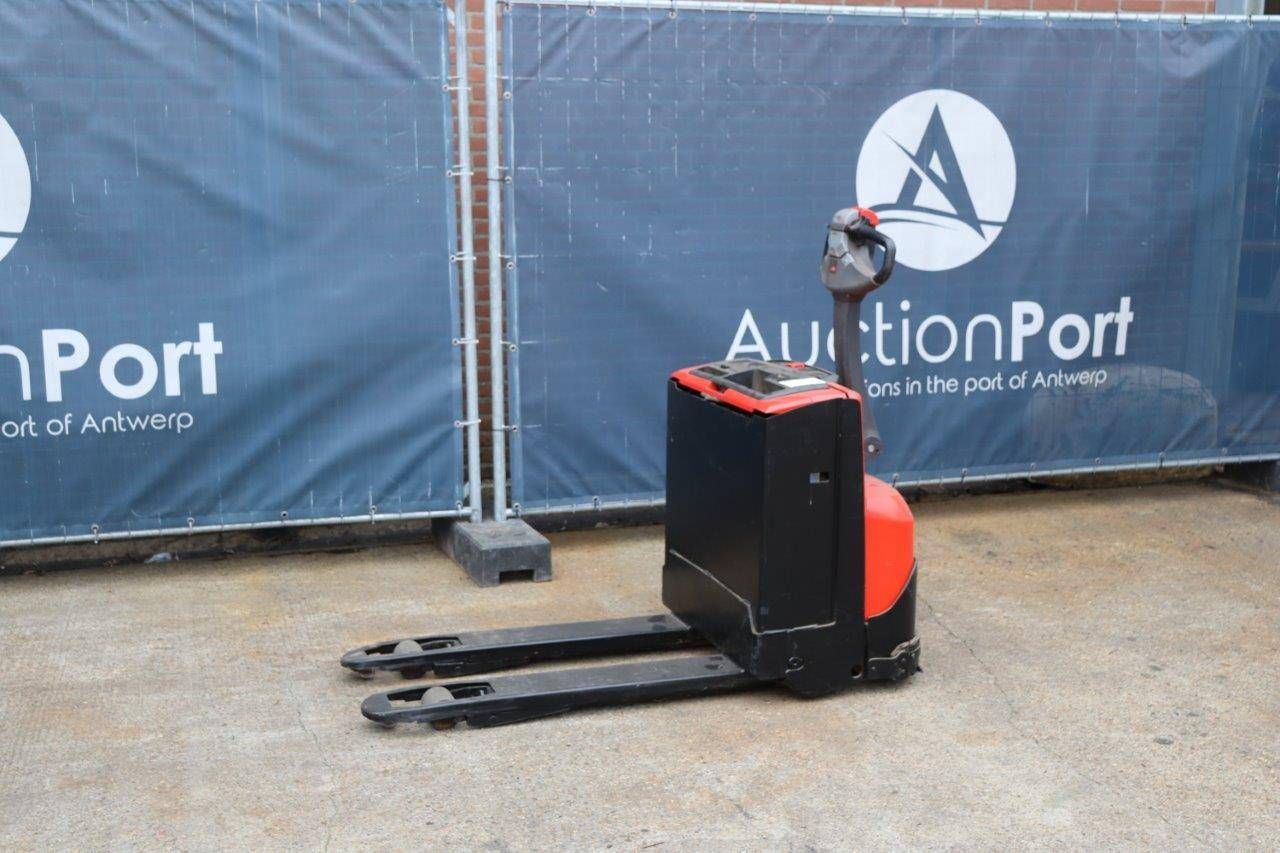 Pallet truck BT Electric 2012