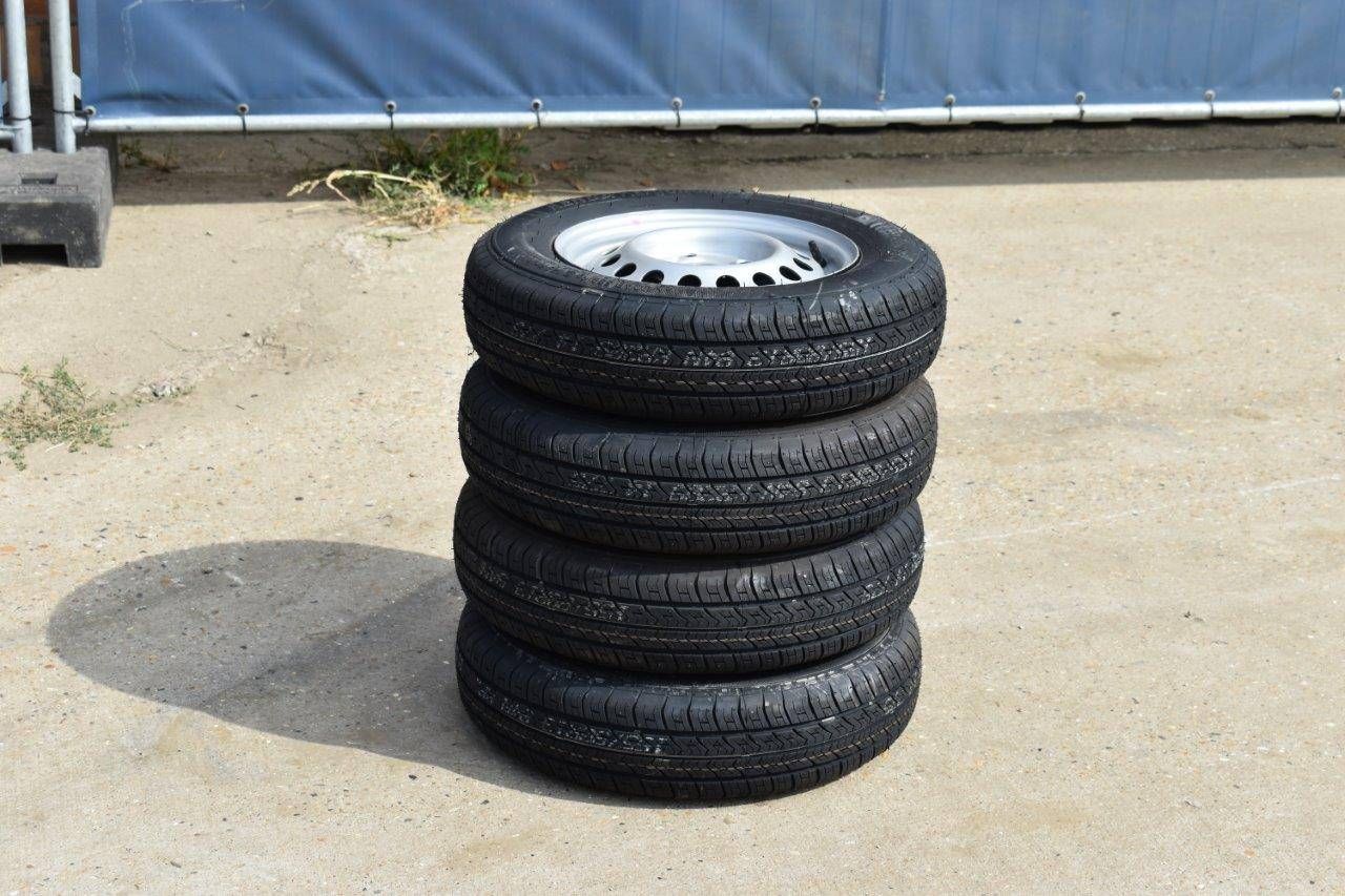 Tire set 4 pieces 155/80R13 New