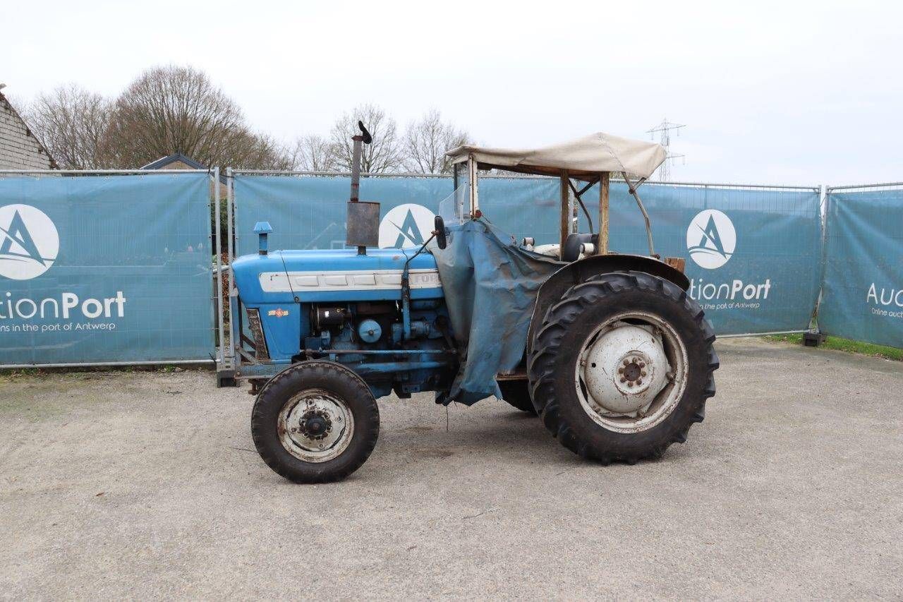 Tractor Ford 2000 Diesel 36hp (Margin)