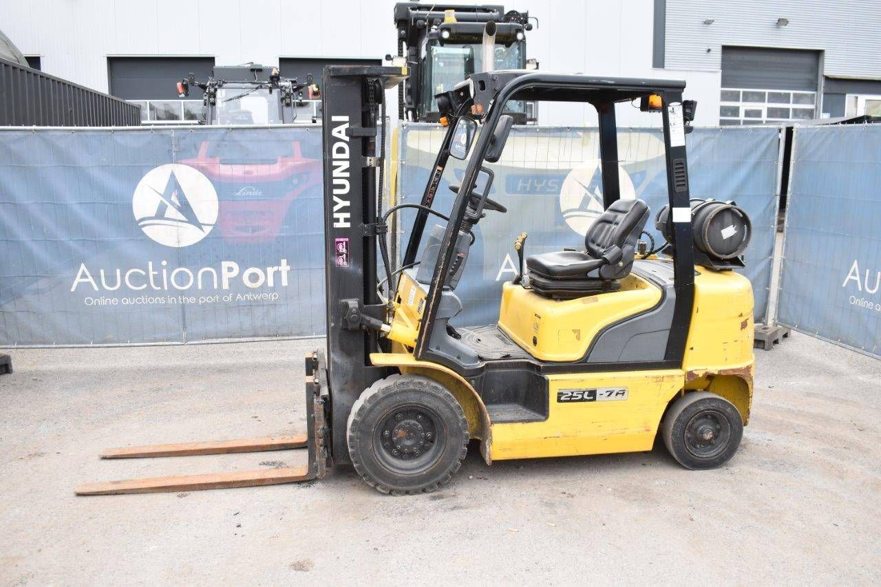 Forklift Hyundai 25L-7A LPG 2275kg