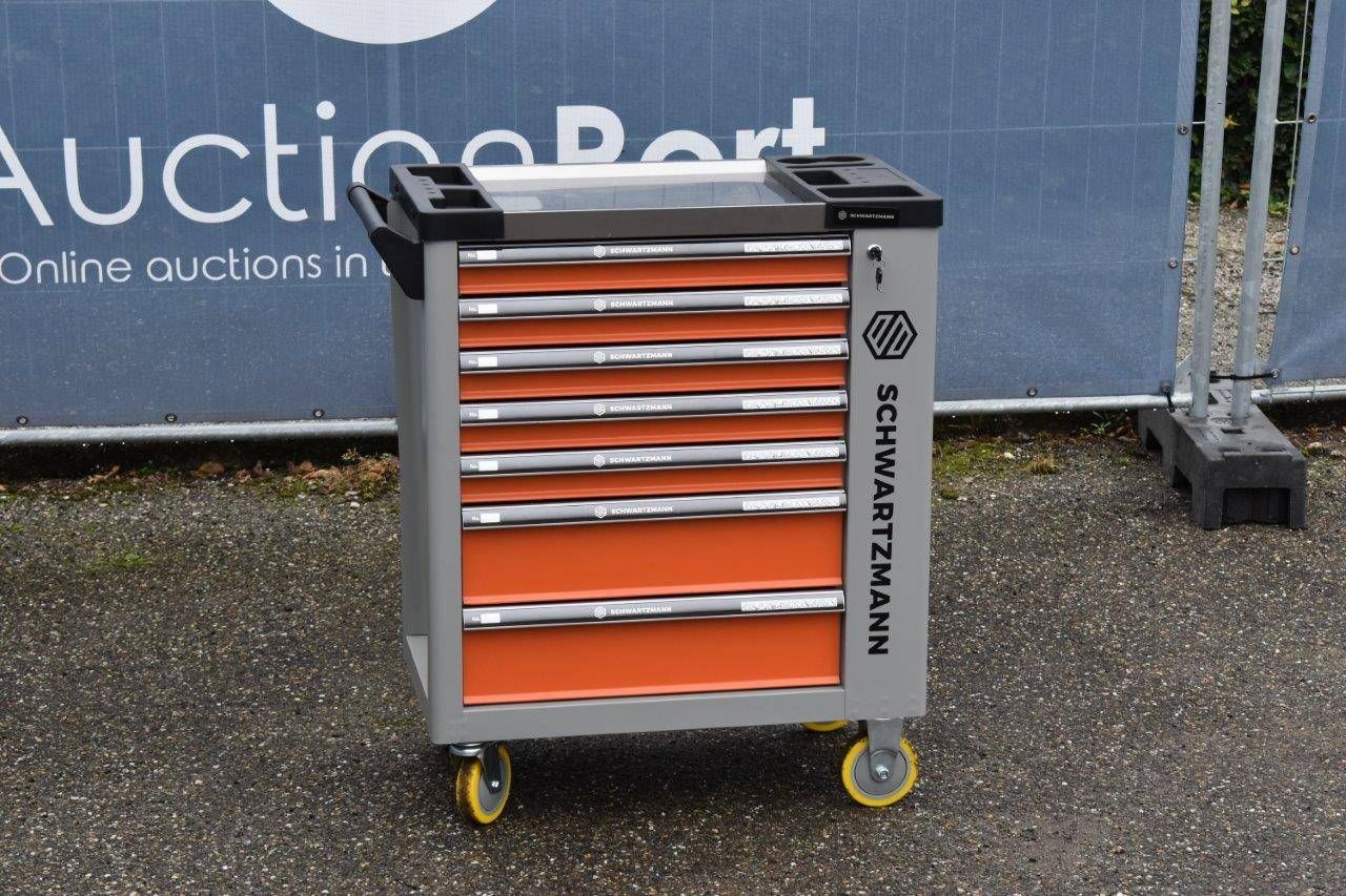 Schwartzmann tool cabinet New