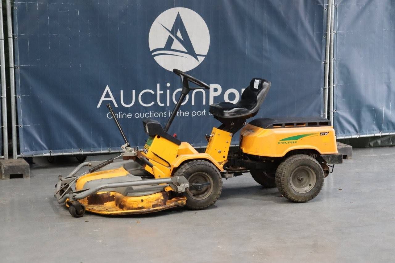 Riding mower Stiga Combi Pro 110 Petrol 1998