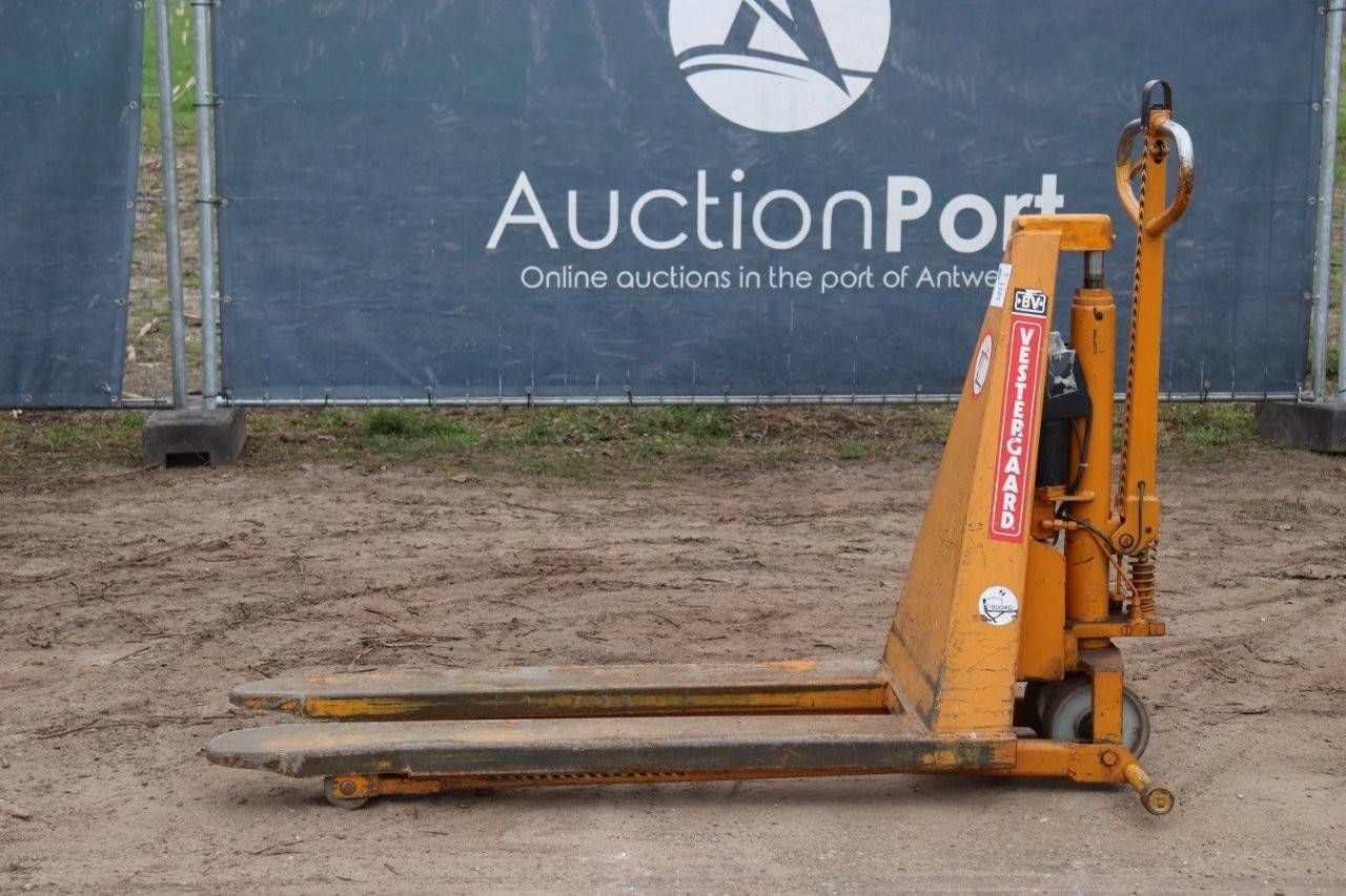 Pallet truck Vestergaard 116-089 B 800kg 1989