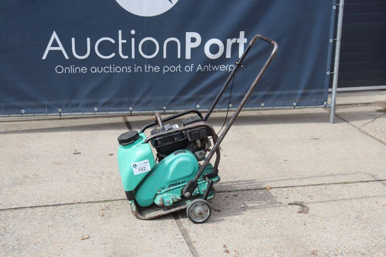Mikasa MVC-88GH Petrol Vibratory Plate 4kW