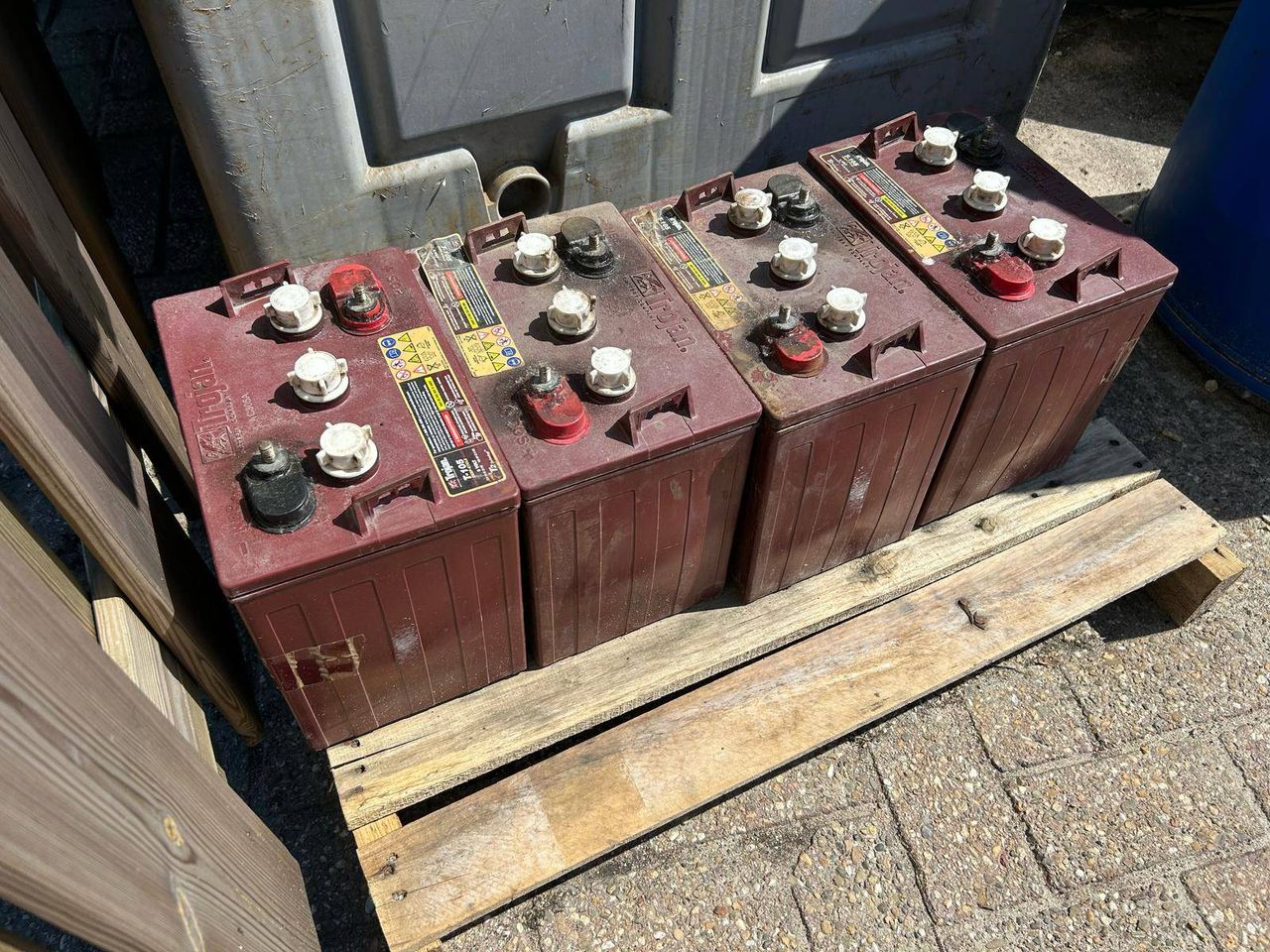 Batch of Batteries for Aerial Work Platform (Margin)