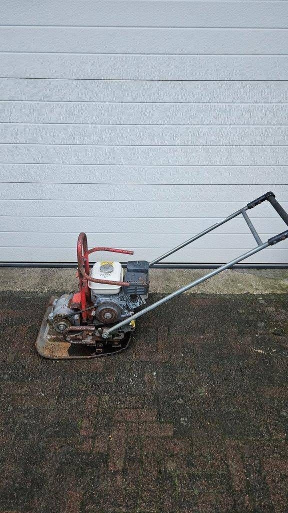 Vibrating plate Weber CF1 (Margin)